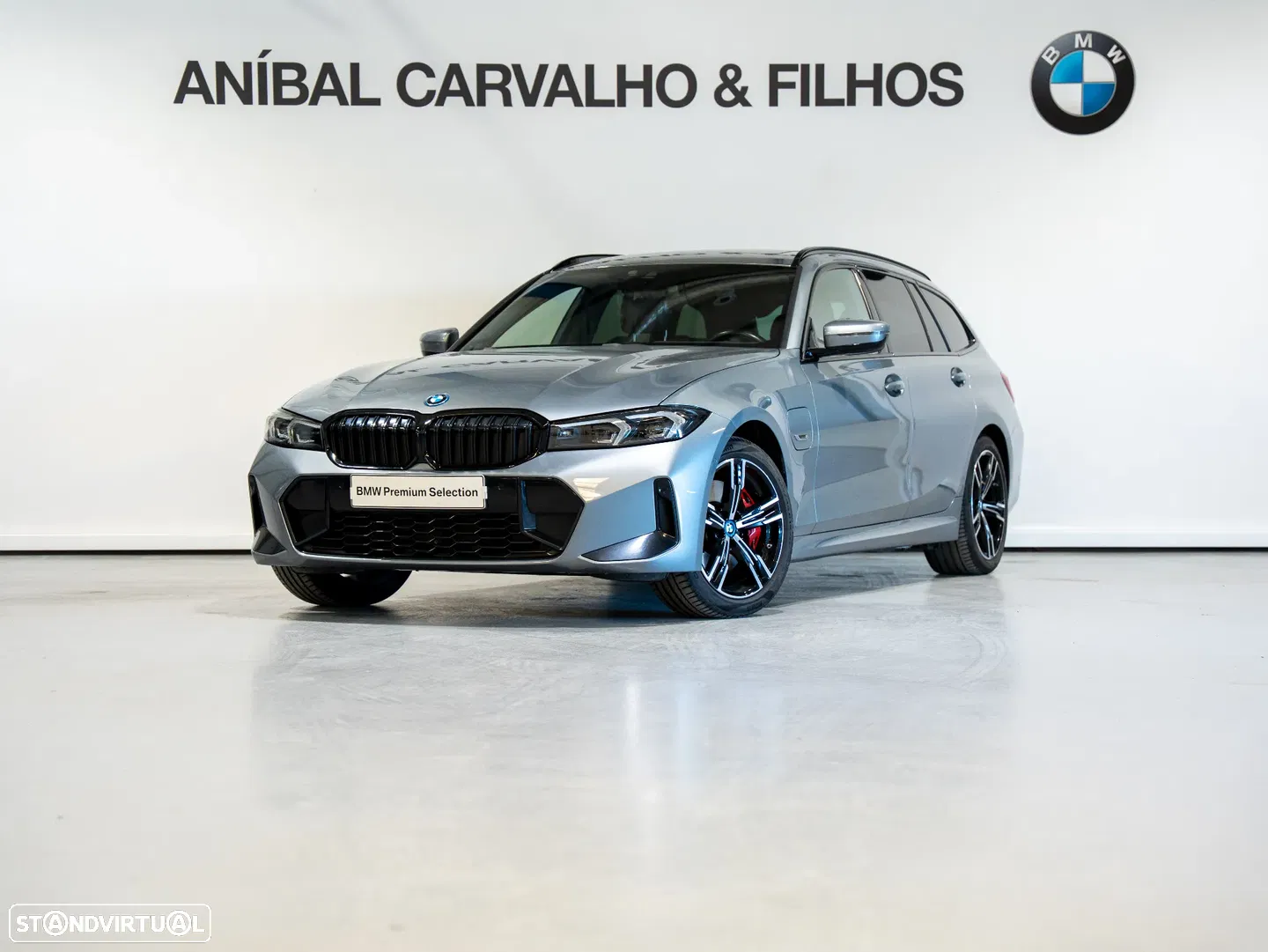 BMW 330 e Pack Desportivo M Pro Auto
